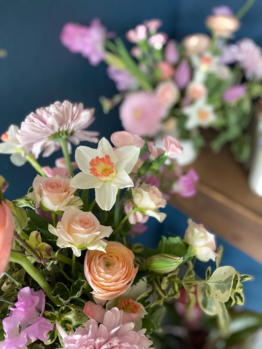 FLOWER ARRANGING CLASS | SATURDAY 1.24.26 | 3PM