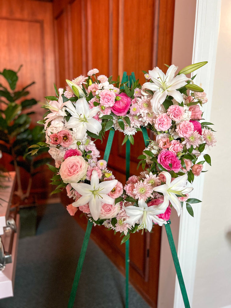 Standing Sympathy Wreath