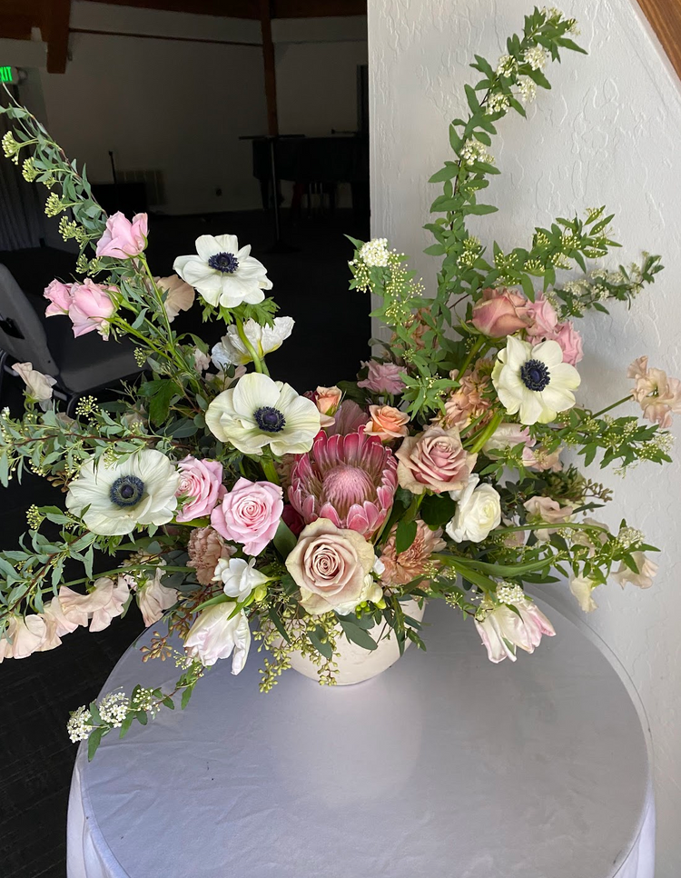 Large Sympathy Arrangement
