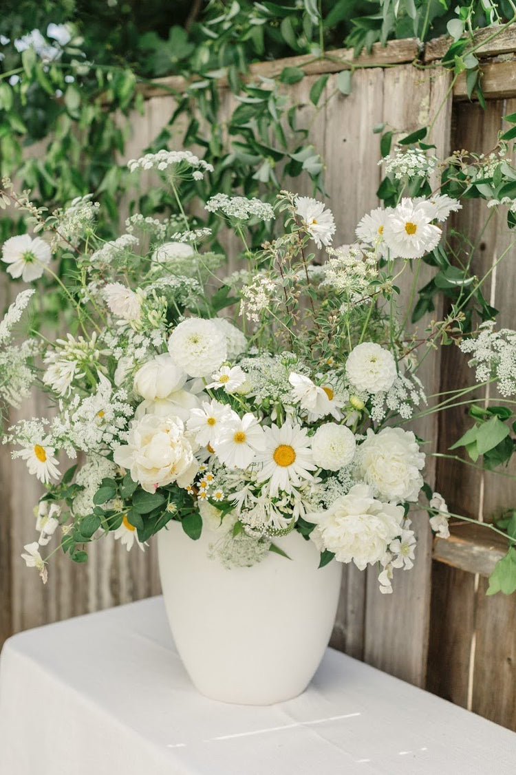 *VALENTINE'S*  LUXE XL SEASONAL ARRANGEMENT